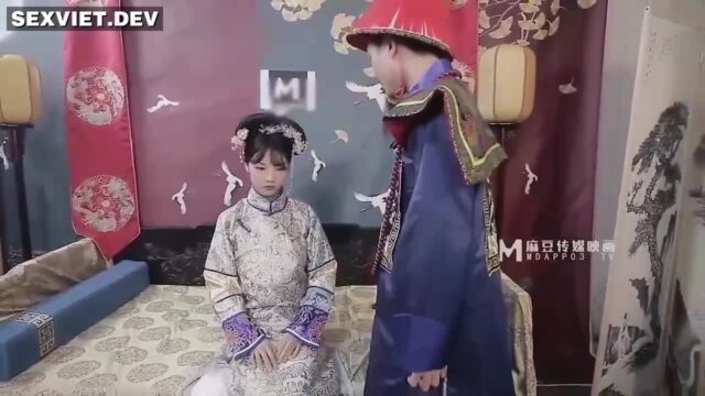 Cô giáo dạy origami gấp giấy thành hình nóng bỏng trên đùi – sexvochong